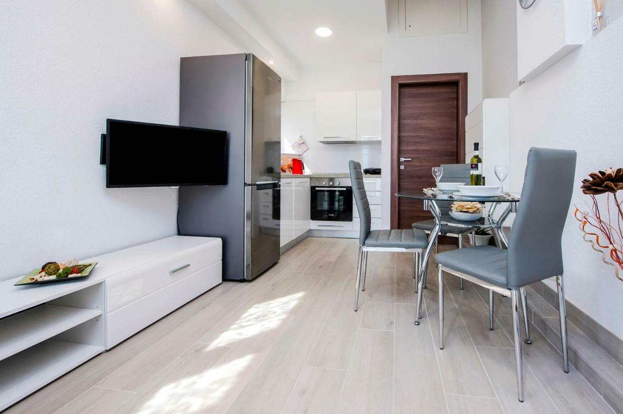 Apartment Anastasia Rovinj Buitenkant foto